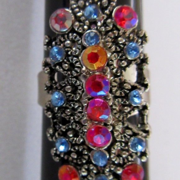 Red & blue rhinestone cocktail ring size 8 - 9 NEW - Picture 9 of 12